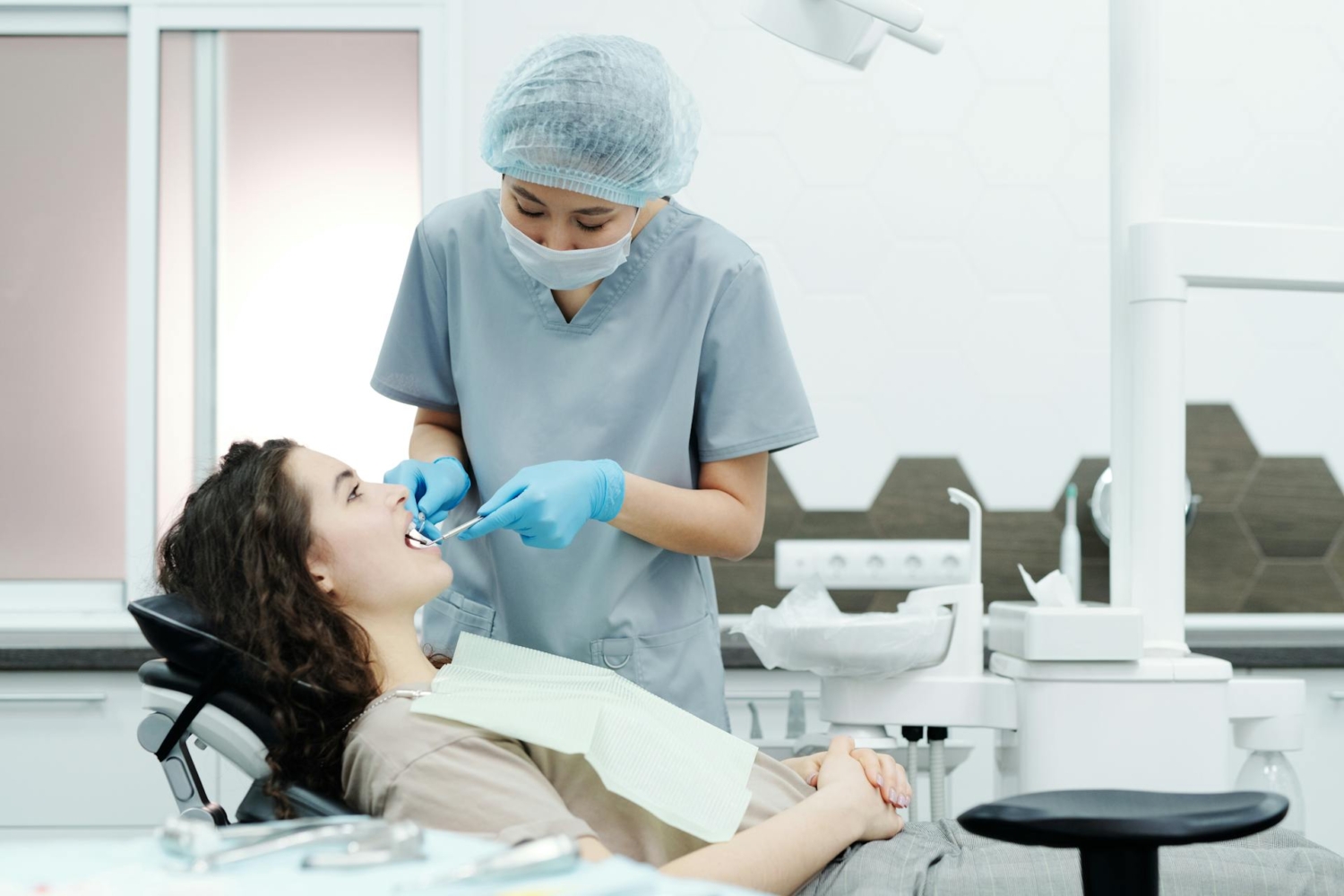 Discover the top benefits of private Dentist, from shorter wait times to personalised treatments. Choose Tweedmouth Dental Clinic today!